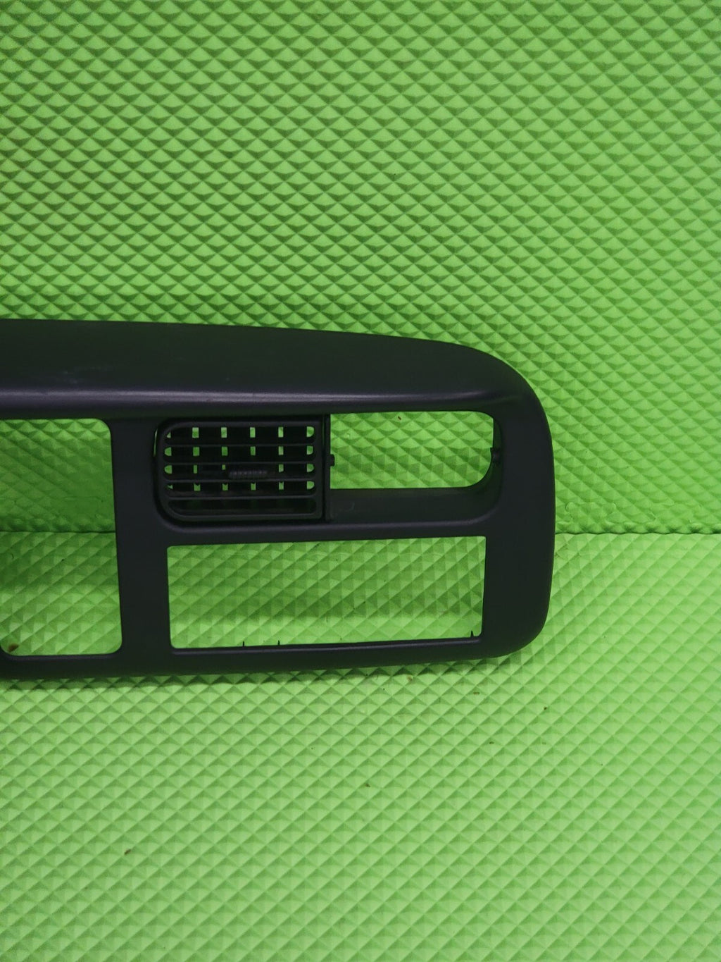 🔥98 - 00 Dodge Dakota & Durango Dash Trim Radio Gauge Cluster Bezel black C30