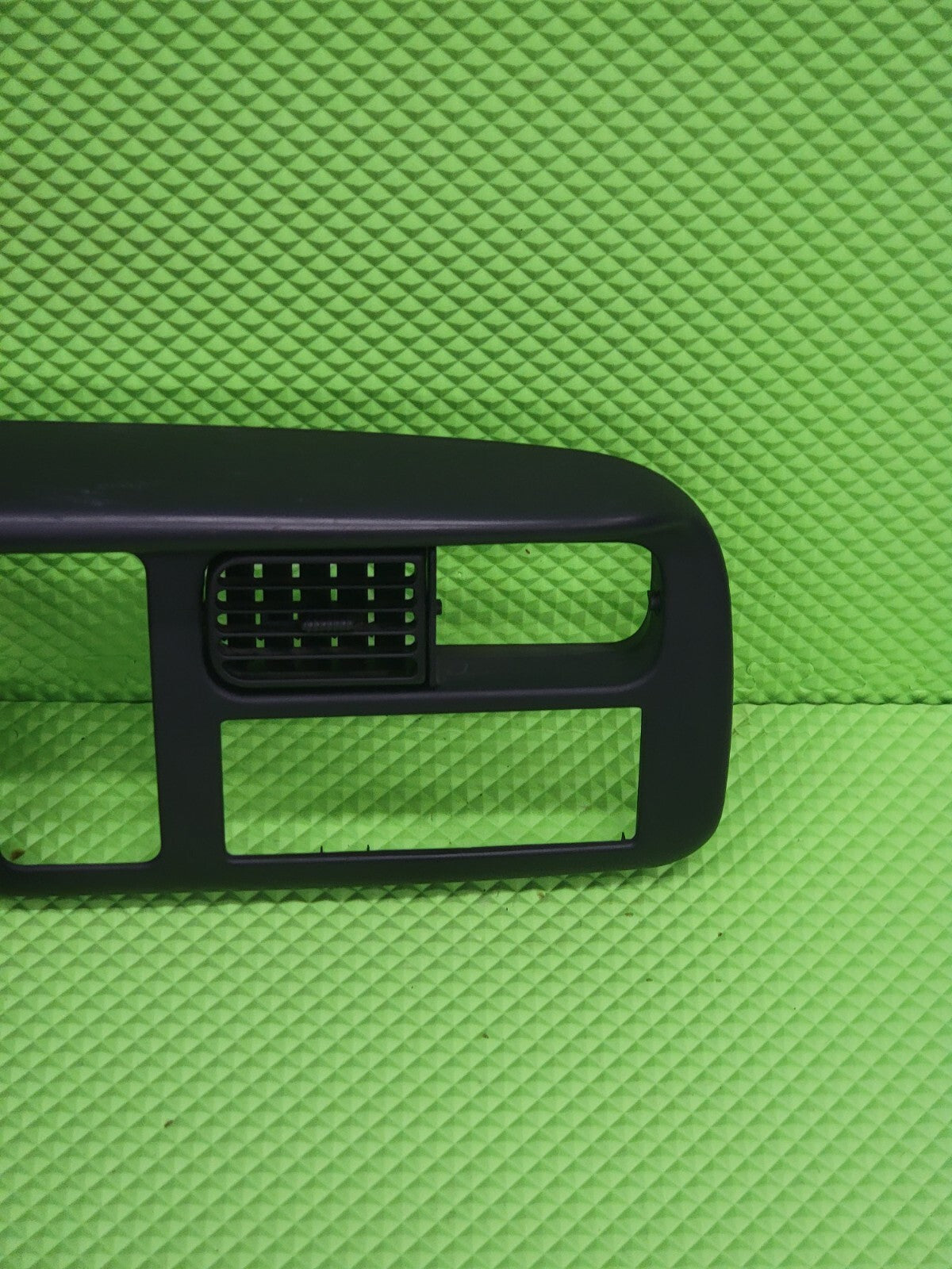 🔥98 - 00 Dodge Dakota & Durango Dash Trim Radio Gauge Cluster Bezel black C30