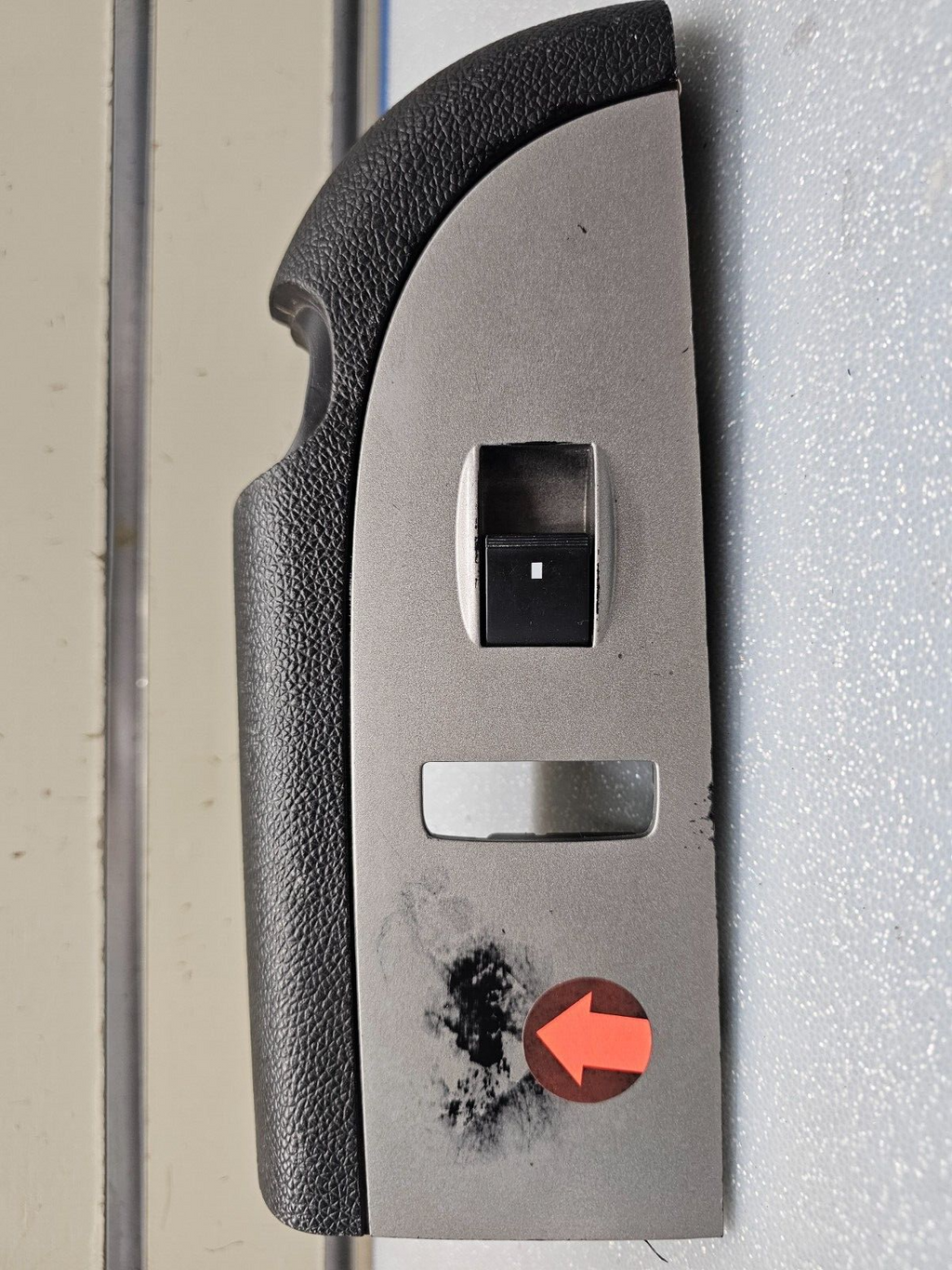 07-10 CHEVY SILVERADO GMC PASSENGER RIGHT SIDE POWER WINDOW SWITCH SILVER WS47
