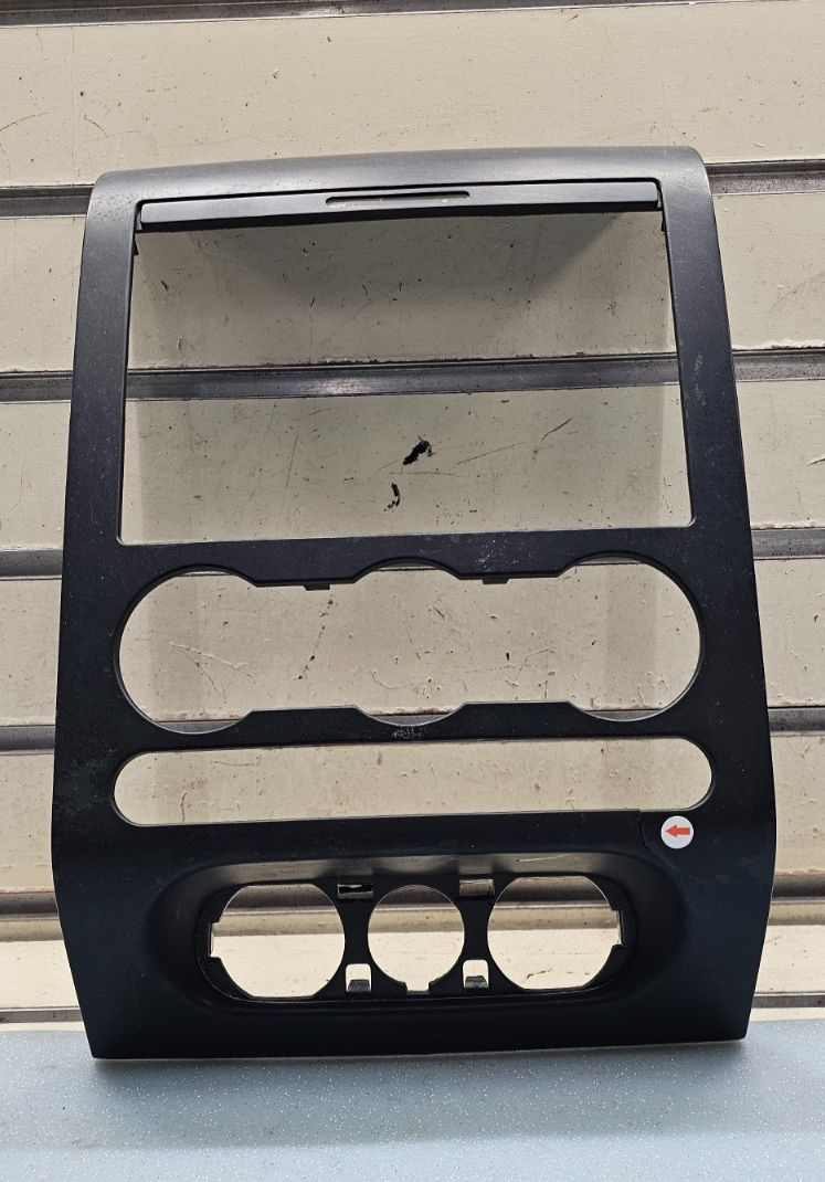 🔥04-08 Ford F-150 Dash AM FM Radio Stereo Bezel Trim Panel Climate Black OEM