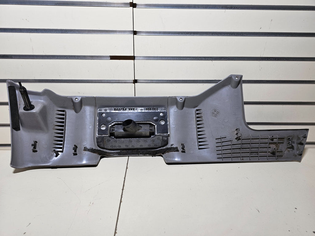 🔥95-99 CHEVY GMC TRUCK CK INSTRUMENT PANEL DASH KNEE BOLSTER PANEL GRAY OEM