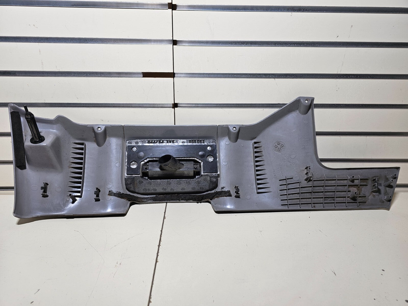 🔥95-99 CHEVY GMC TRUCK CK INSTRUMENT PANEL DASH KNEE BOLSTER PANEL GRAY OEM