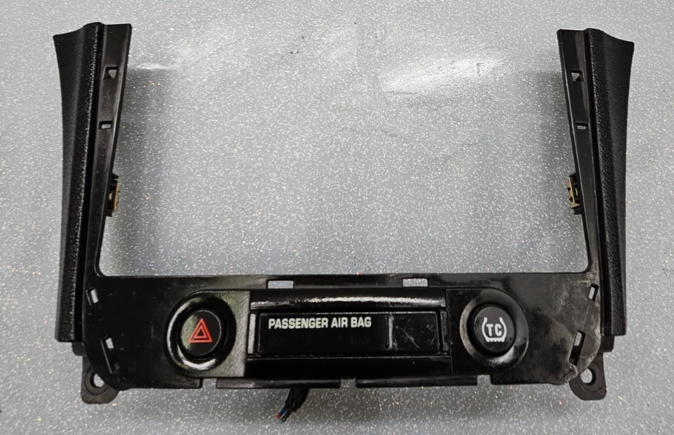 🔥08-12 MALIBU Center Dash AM FM Radio Stereo Display Bezel Panel Trim Black B8