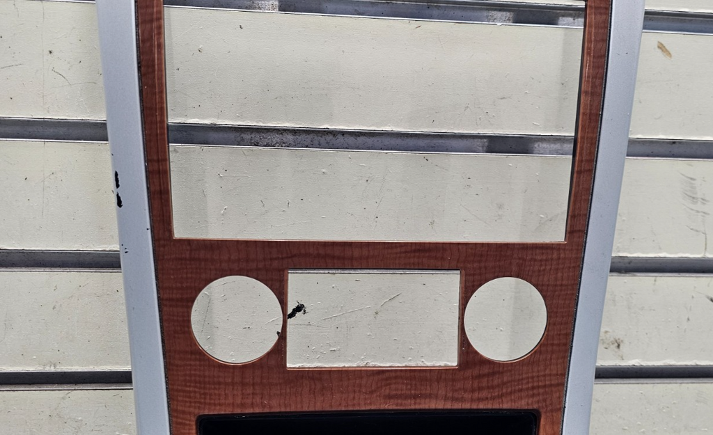 🔥07-09 Equinox Center Dash Radio Climate Surround Bezel Trim SILVER/WOOD B43