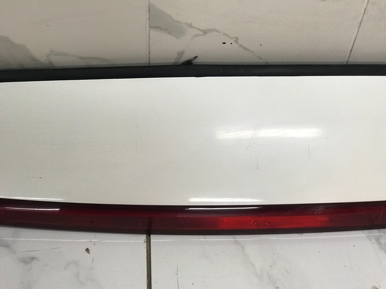 🔥07-14 CADILLAC ESCALADE LIFTGATE SPOILER WING 3RD THIRD TAILLIGHT