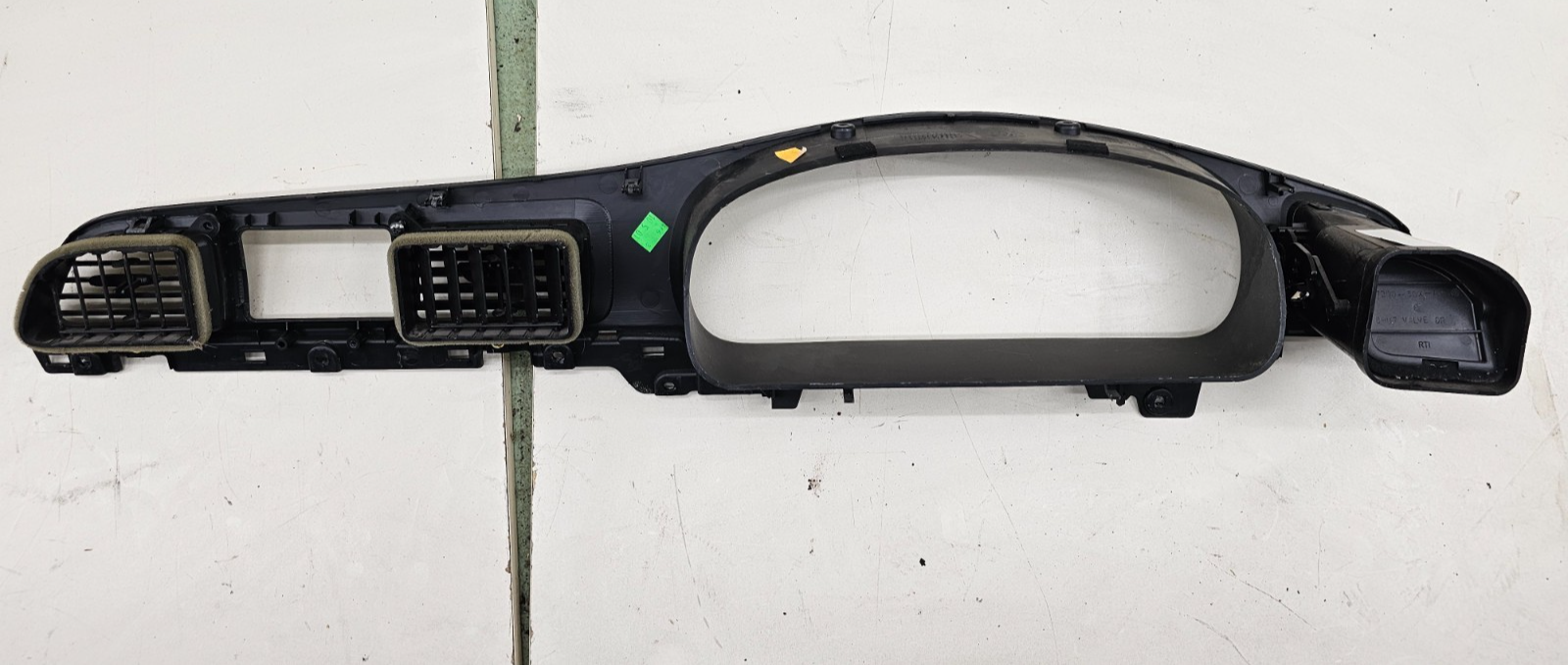 🔥99-04 HONDA ODYSSEY DASH INSTRUMENT CLUSTER SPEEDOMETER BEZEL TRIM OEM Black