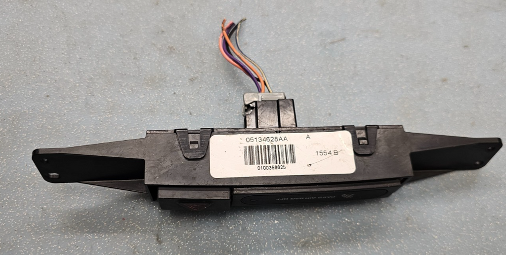 🔥01-07 CARAVAN Grand Caravan Town & Country  warning HAZARD LIGHT SWITCH BLACK