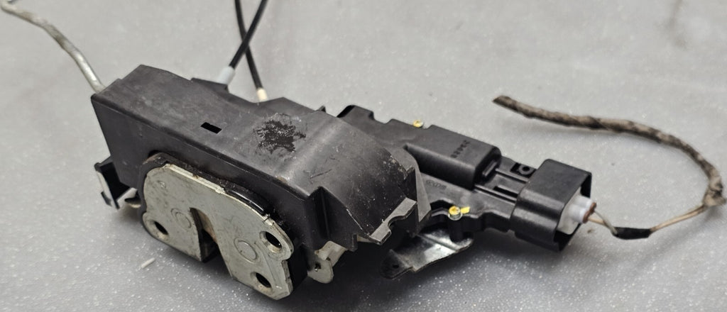 🔥04-12 Chevy Colorado GMC Canyon Right Front Door Lock Actuator Assembly OEM
