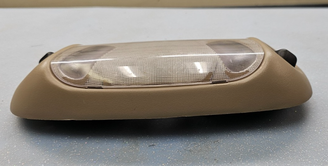 🔥1997-2003 Ford F-150 Dome Light Lamp Interior Tan OEM