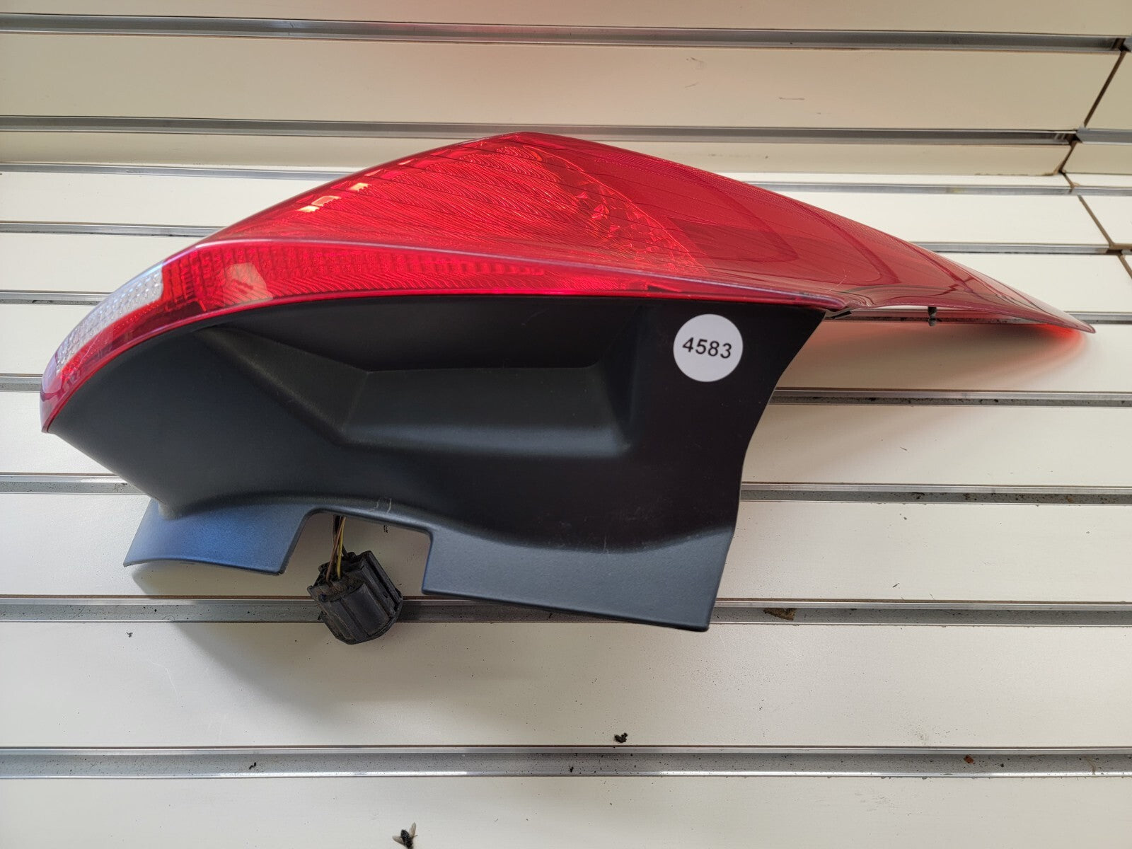 🔥2012-2014 Ford Focus Hatchback Tail Light taillight LEFT DRIVER side