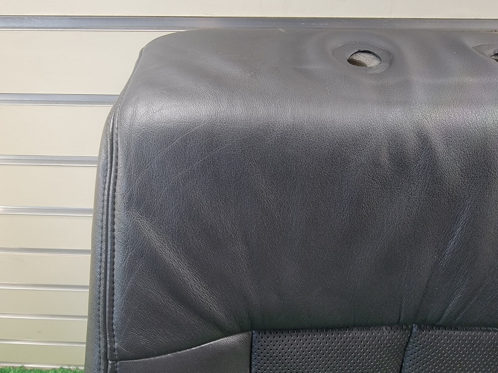 07-14 Lincoln Navigator Front Left Driver Bottom Leather Seat Cover Black