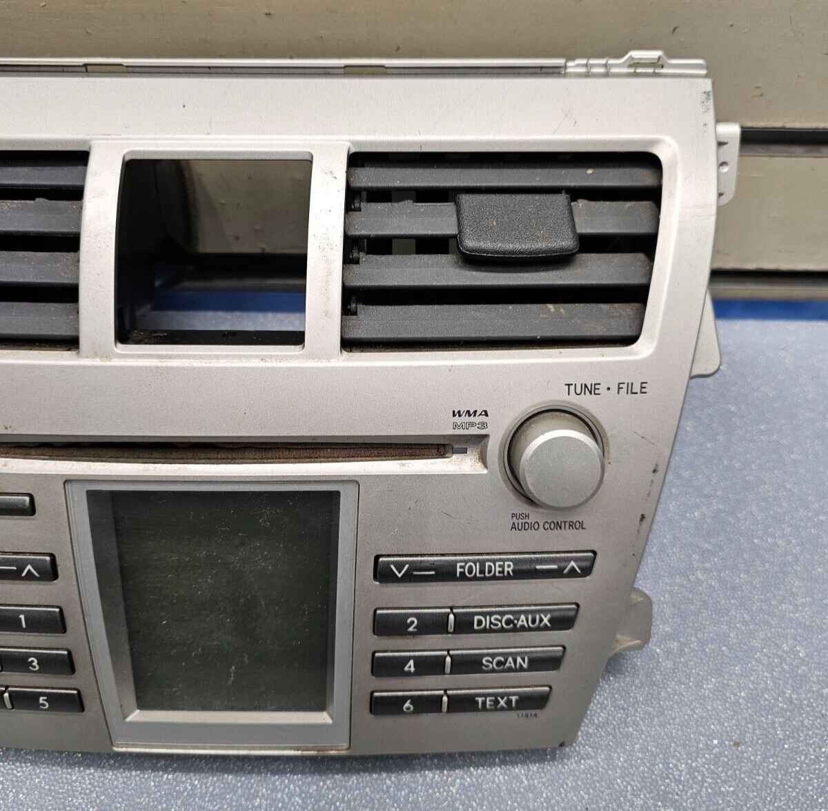 🔥07-11 Yaris Dash AM FM Radio Stereo Display Climate Trim Bezel Panel Silver