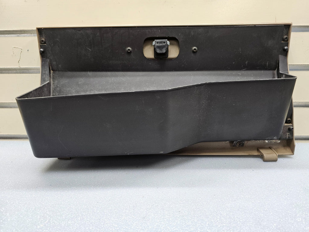 🔥1994-1997 Dodge RAM Dash GLOVE BOX Storage Compartment Door Assembly TAN G20
