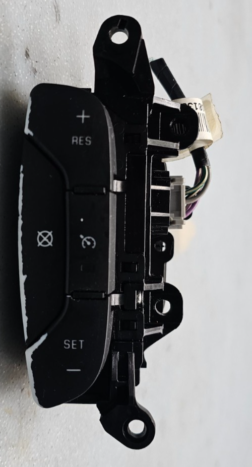 🔥08-19 Express Savana 09-12 Traverse Steering Wheel Cruise Power Control Switch