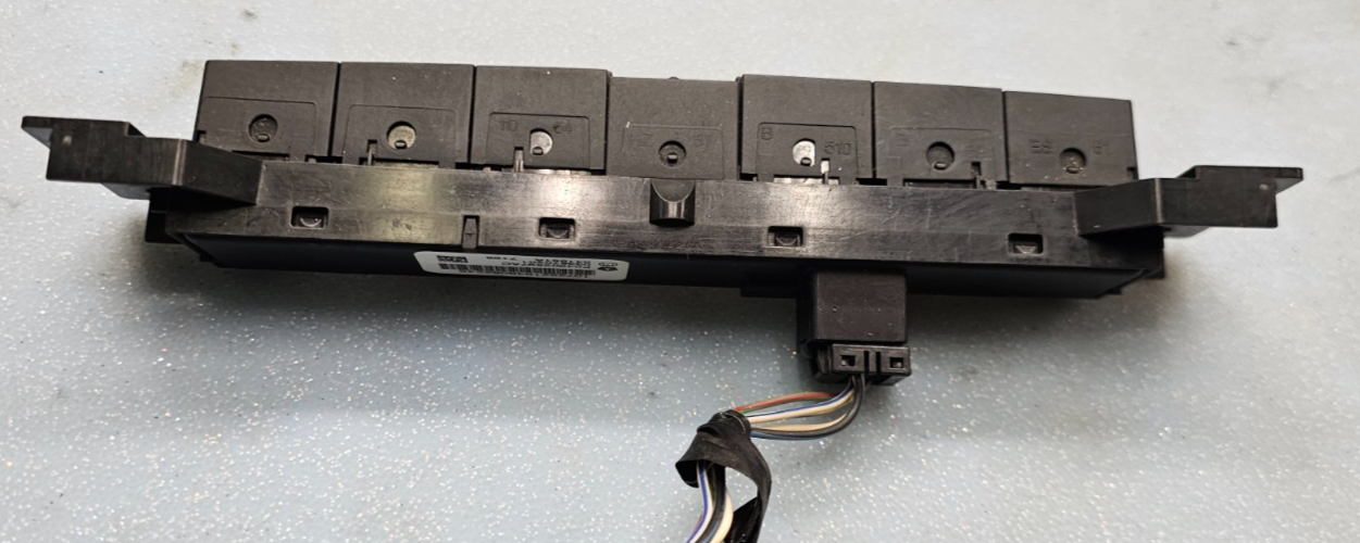 🔥08-10 Grand Cherokee Commander Hazard Light Parking Assist Control Switch 