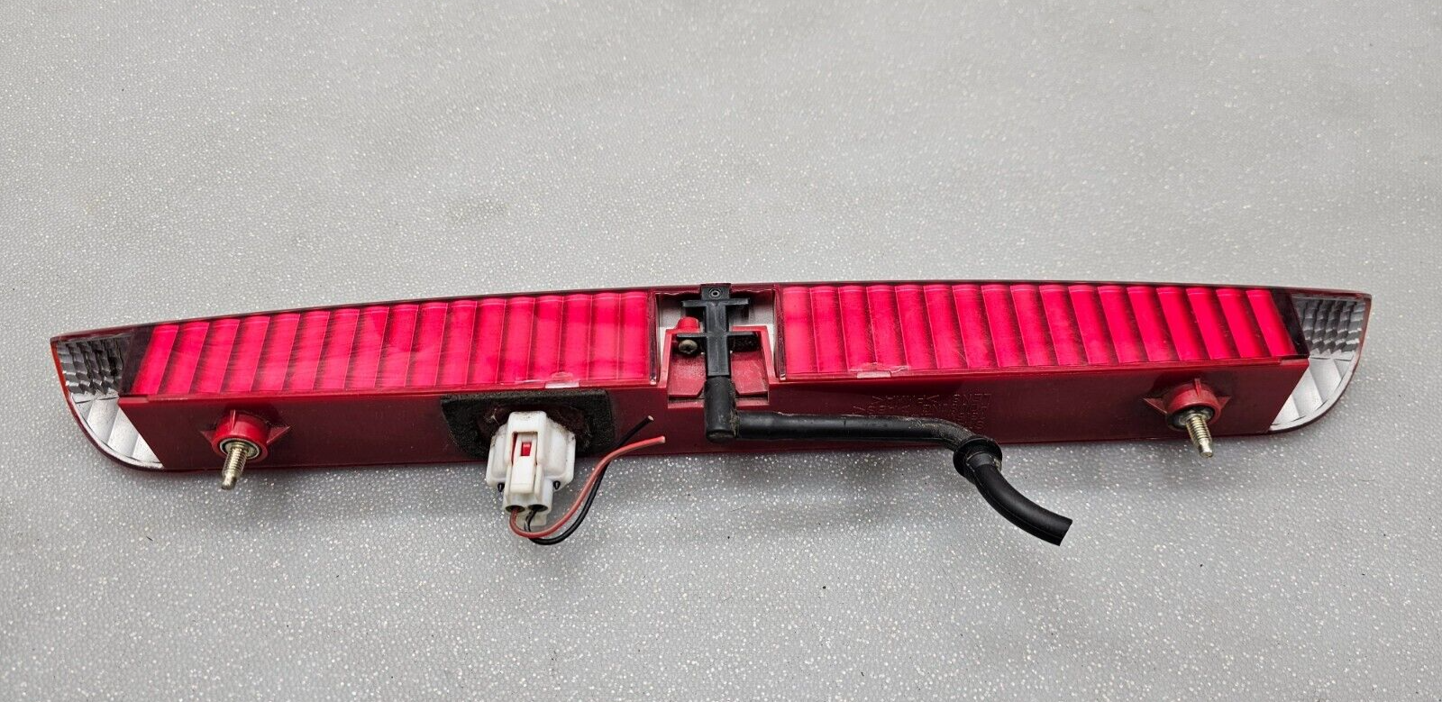 🔥2003-2007 Nissan Murano Rear 3rd Third Brake Light High Mount OEM