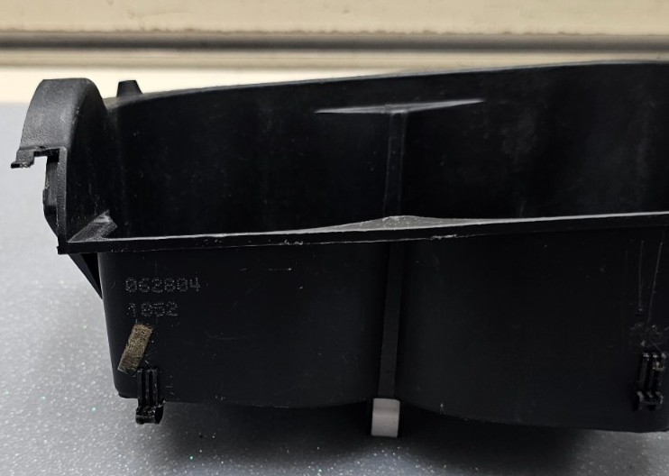 🔥02-06 CAMRY Center Console CUP DRINK HOLDER Assembly Driver Separator Black