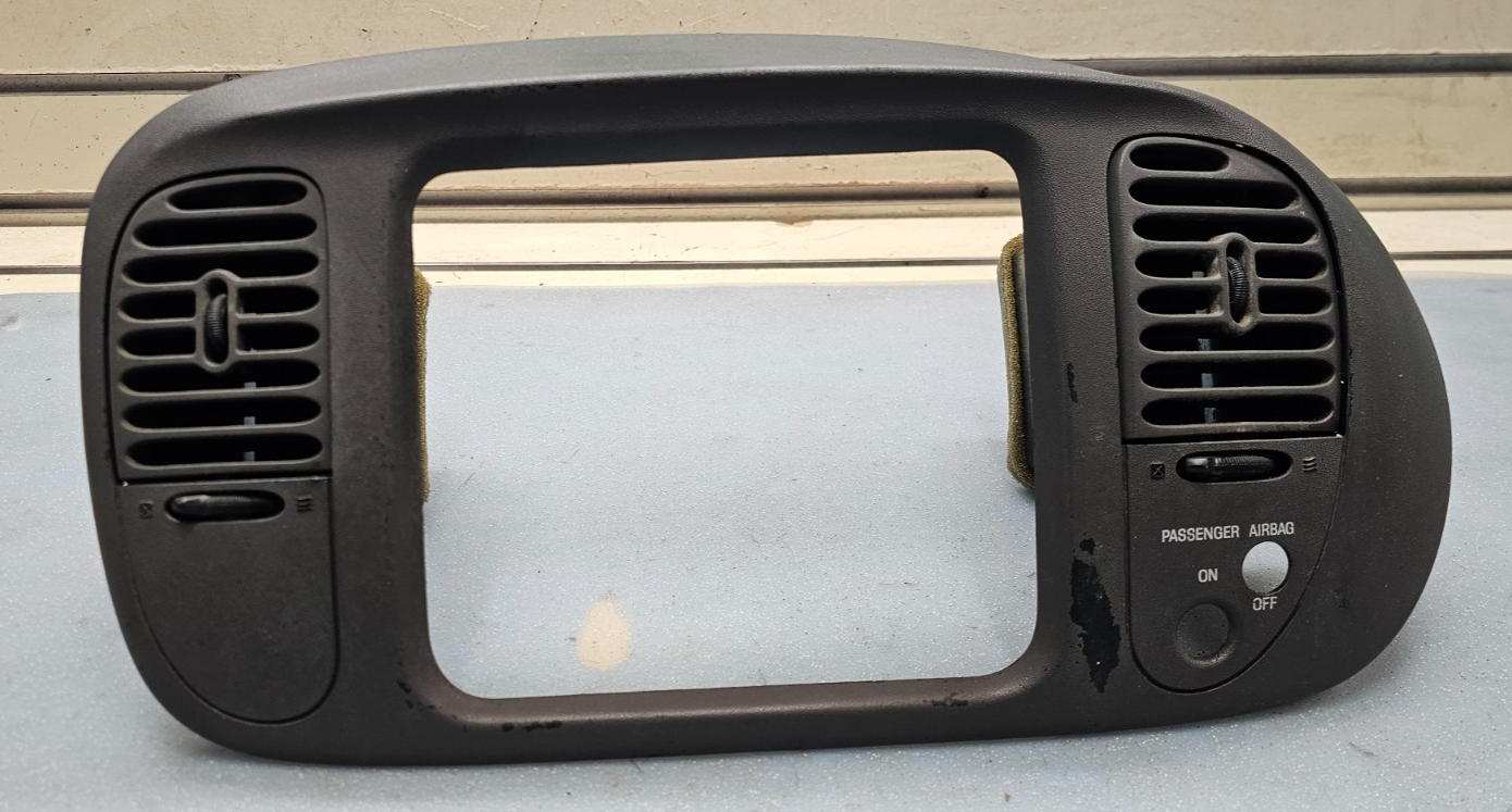 🔥97-03 Ford F150 Dash FM Radio Climate Trim Stereo BEZEL Panel DK GRAY B1
