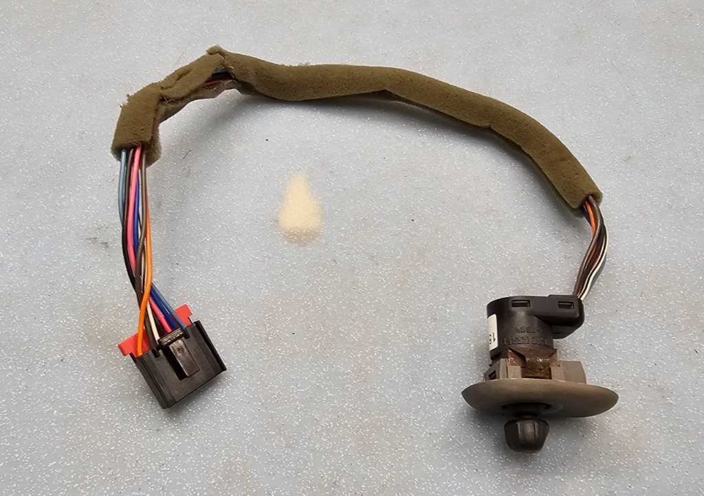 🔥02-09 TRAILBLAZER ENVOY BRAVADA LEFT DRIVER POWER MIRROR DOOR CONTROL SWITCH