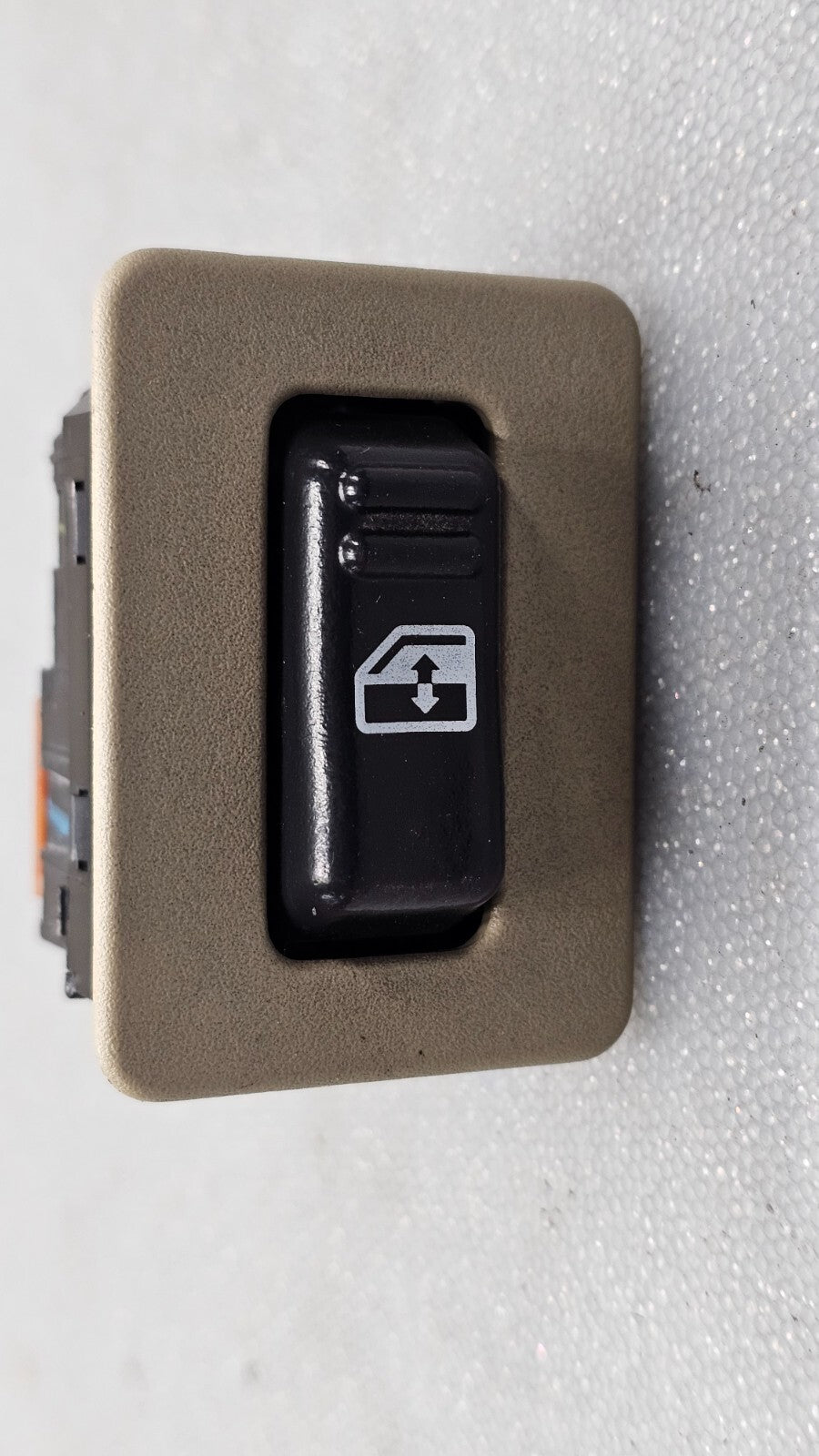 99-02 Chevy Silverado SIERRA Power Window Switch Lock REAR Left/Right Tan WS3