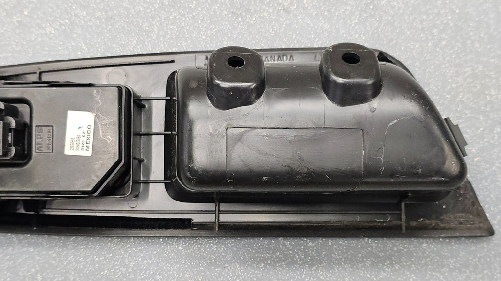 🔥06-08 CHEVY IMPALA LEFT DRIVER MASTER POWER WINDOW SWITCH BEZEL ASSEMBLY BLACK