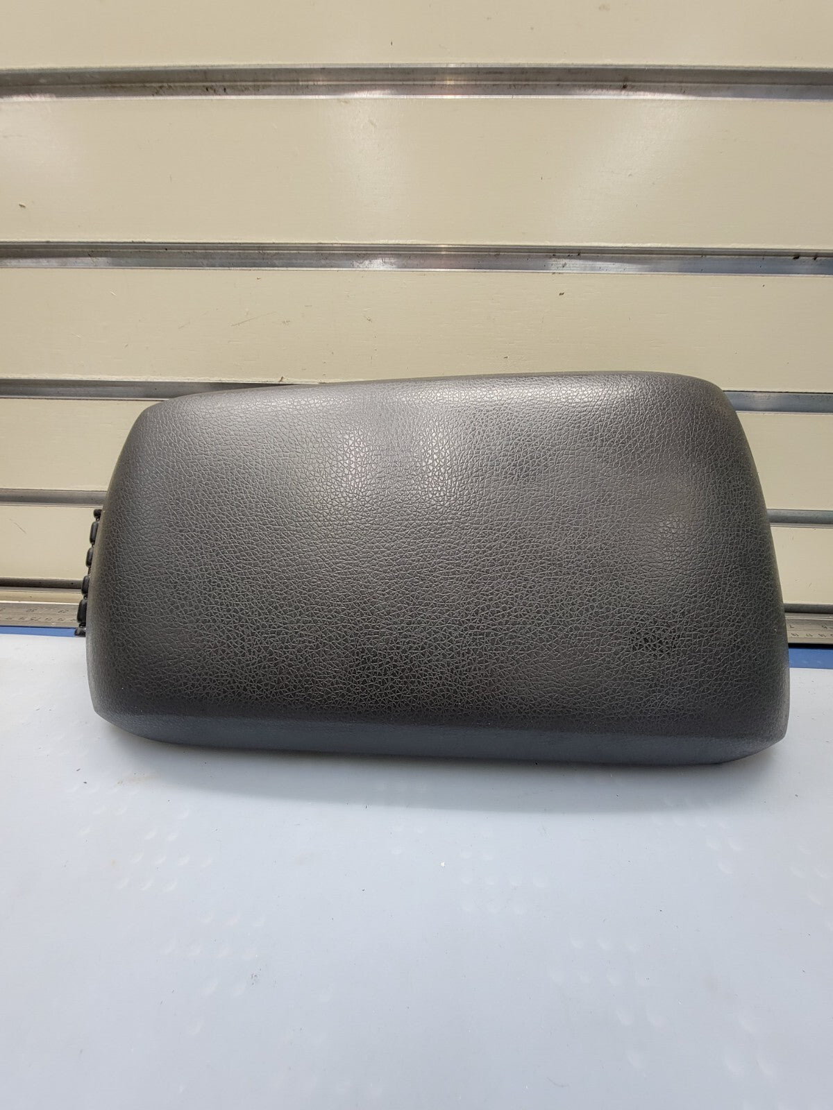 🔥2007-2010 Ford Edge Center Console Lid Leather Arm rest Assembly OEM Black