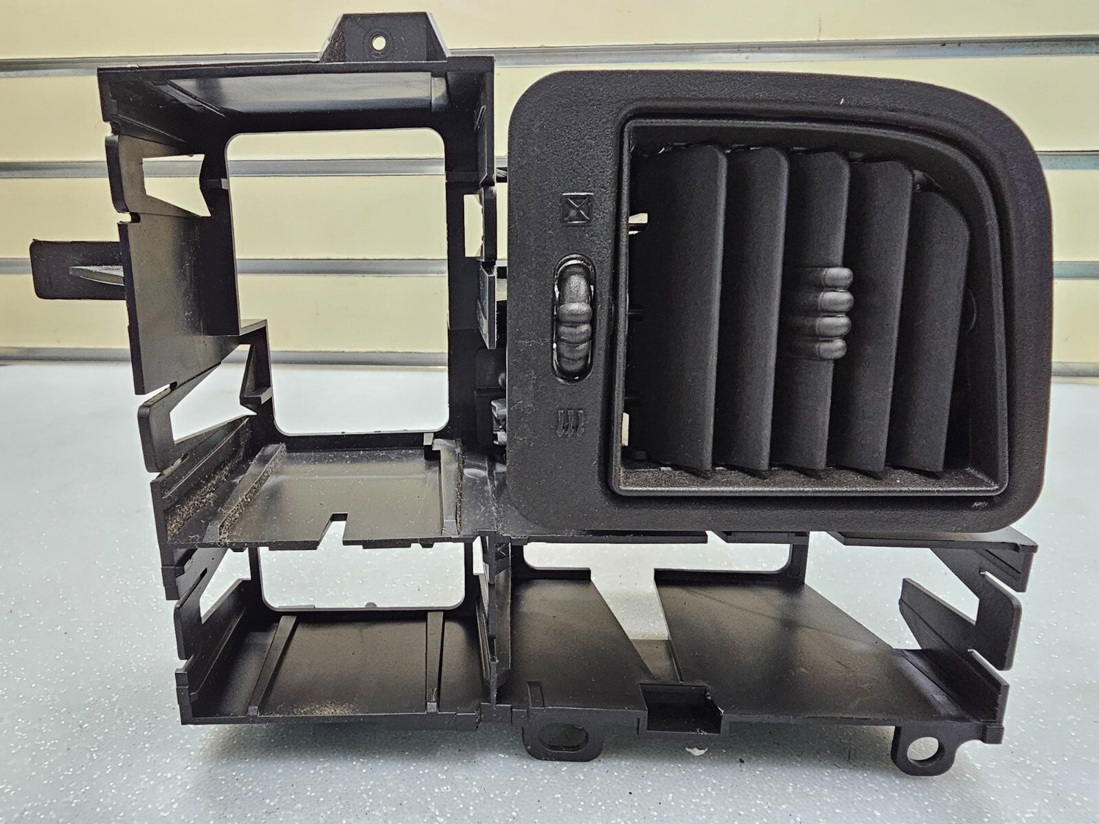 🔥99-06 Chevy Silverado Sierra Headlight Switch left Driver Air Vent black HS19