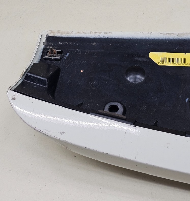 🔥11-20 Dodge Grand Caravan Rear Upper Hatch Spoiler Wing Mount Break white OEM