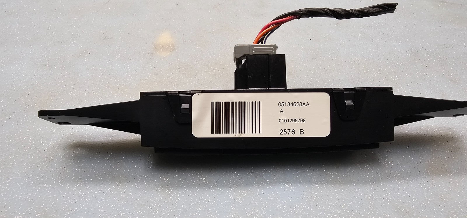 🔥01-07 CARAVAN Grand Caravan Town & Country  warning HAZARD LIGHT SWITCH BLACK