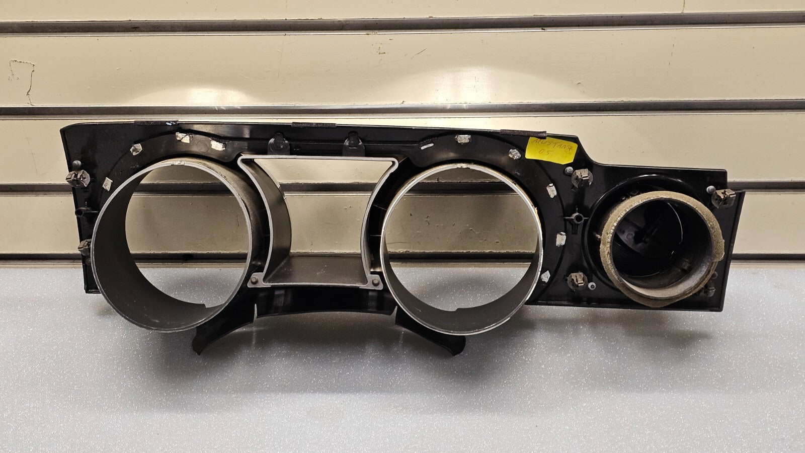 🔥05-09 Mustang Center Dash Instrument Cluster Bezel Speedometer Trim Black C32