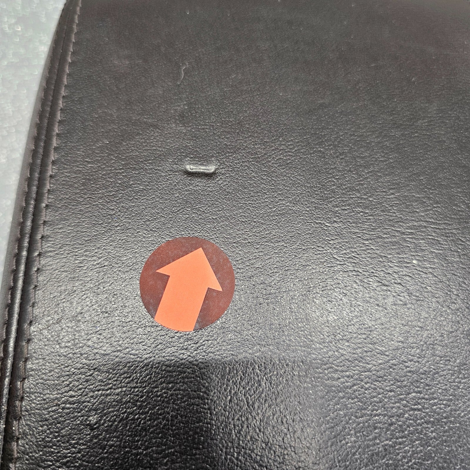 🔥08-13 Cadillac CTS Center Console Lid Armrest Leather Top Pad Assembly Black