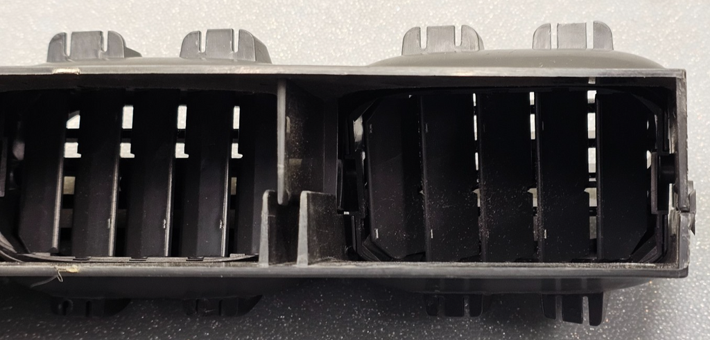🔥97-03 Pontiac Grand Prix Center Dash Air Vent A/C AC Heater Panel Grille Black
