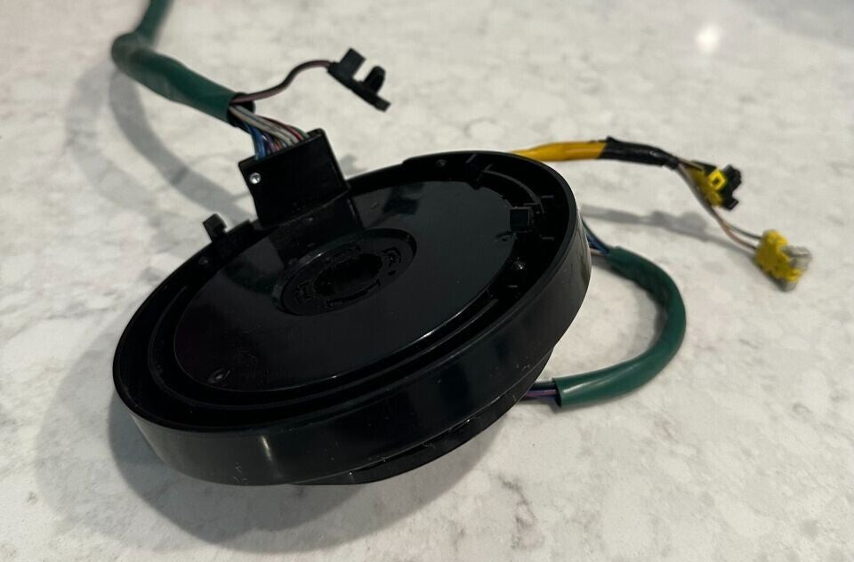 03-04 Lincoln Town Car Mercury Grand Marquis Steering Wheel Clock Spring Sensor