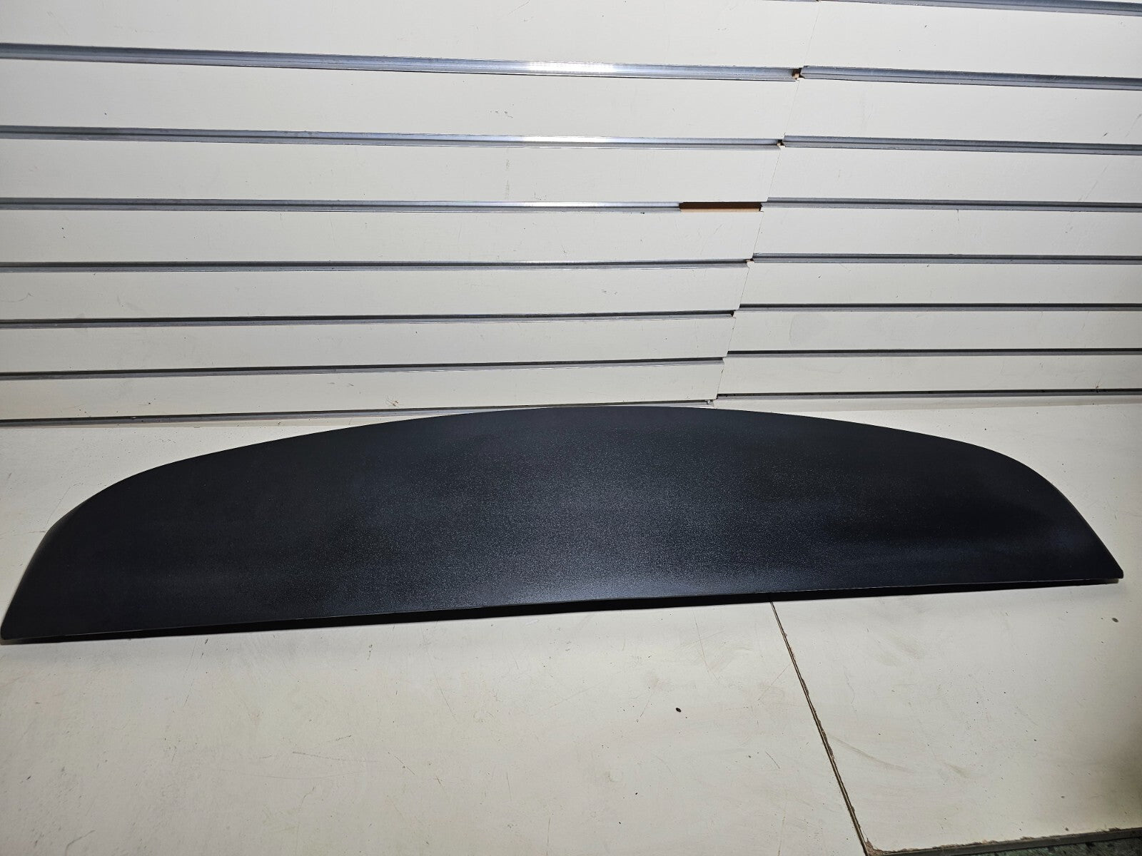 08-20 GRAND CARAVAN TOWN COUNTRY Trunk SPOILER 3rd Brake Light Molding BLACK SP1