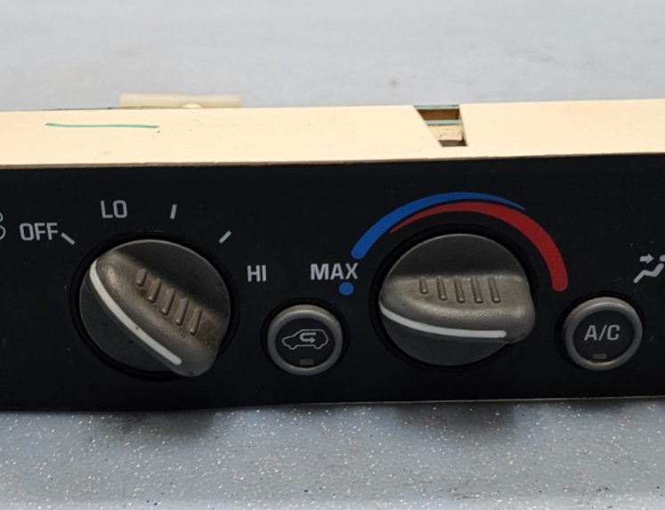 🔥96-00 Chevy C/K Yukon Dash A/C AC Heater Climate Temperature Control Black