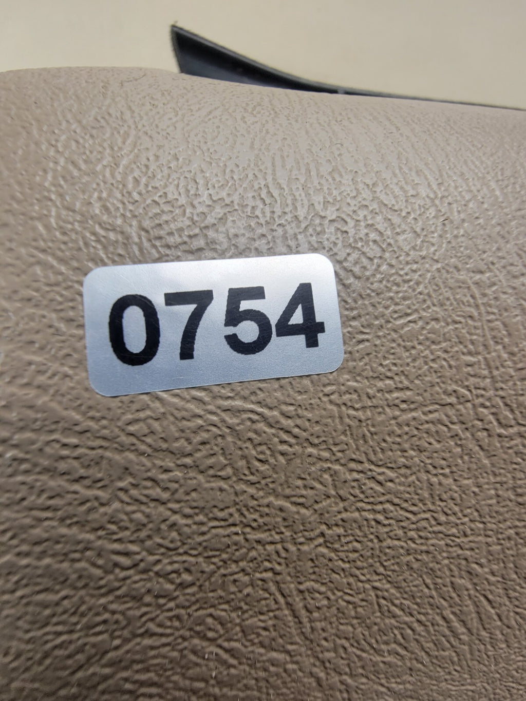 🔥1995-1999 Chevrolet GMC Silverado escalade DOOR PANEL Rear RIGHT Auto TAN D2