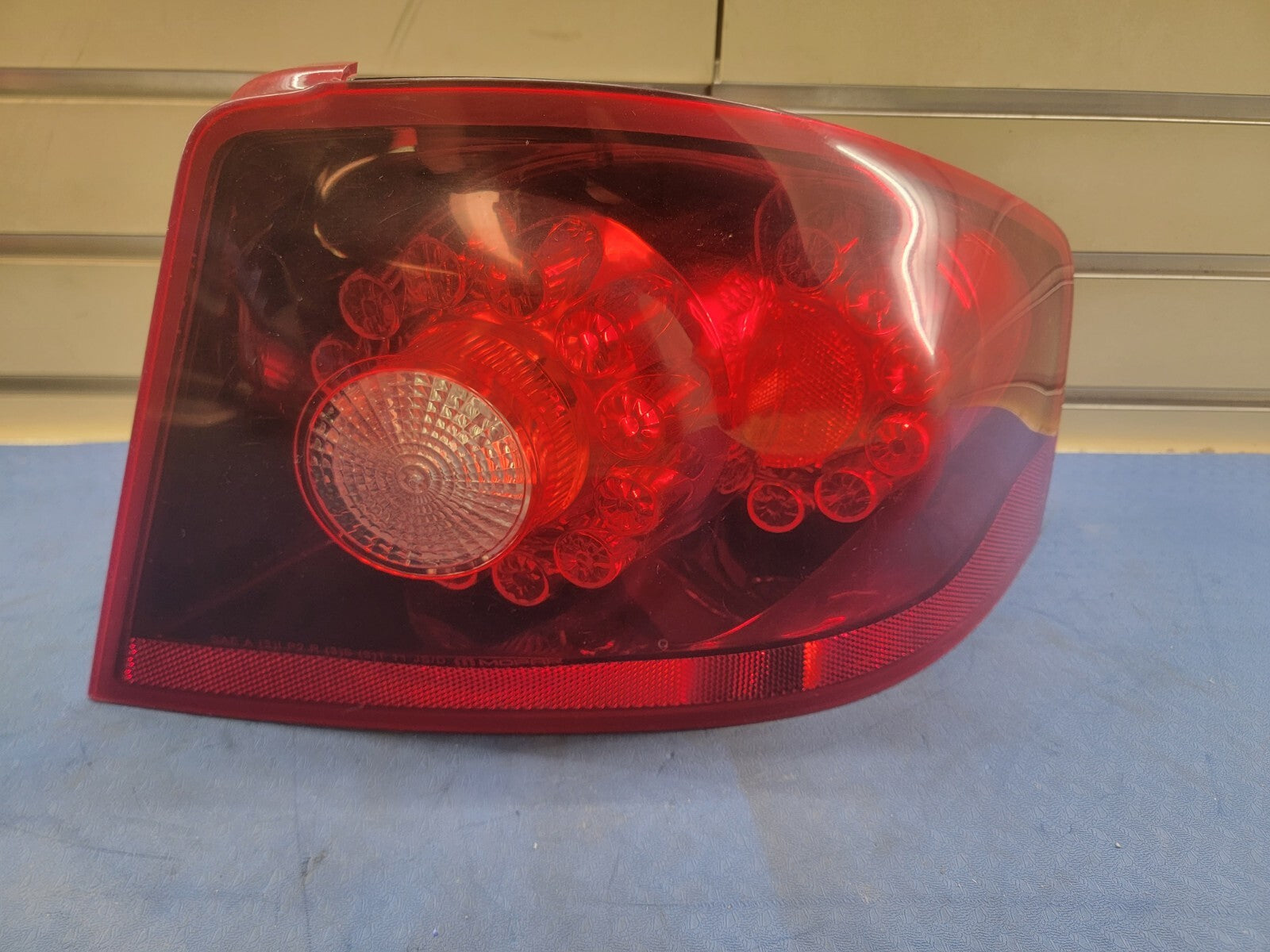 🔥2011-2014 Dodge Avenger Rear Passenger Right Side Tail Light Lamp Assembly