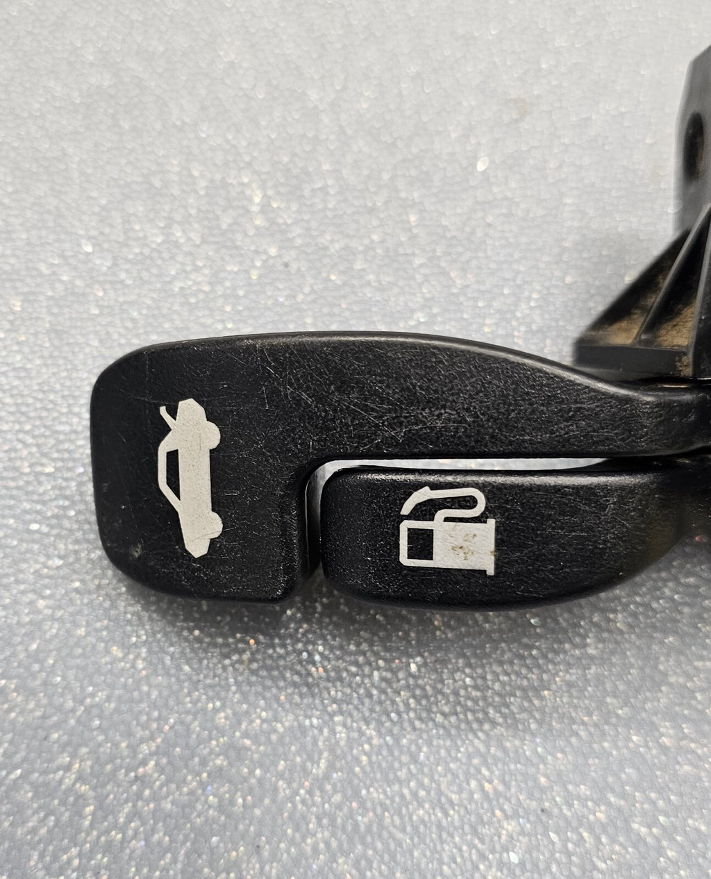 03-08 Toyota Corolla Trunk Lid Fuel Door Release Lever OEM/TC