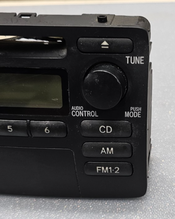 🔥03-05 Corolla Matrix Dash AM/FM Receiver Radio Stereo Audio Display CD Player