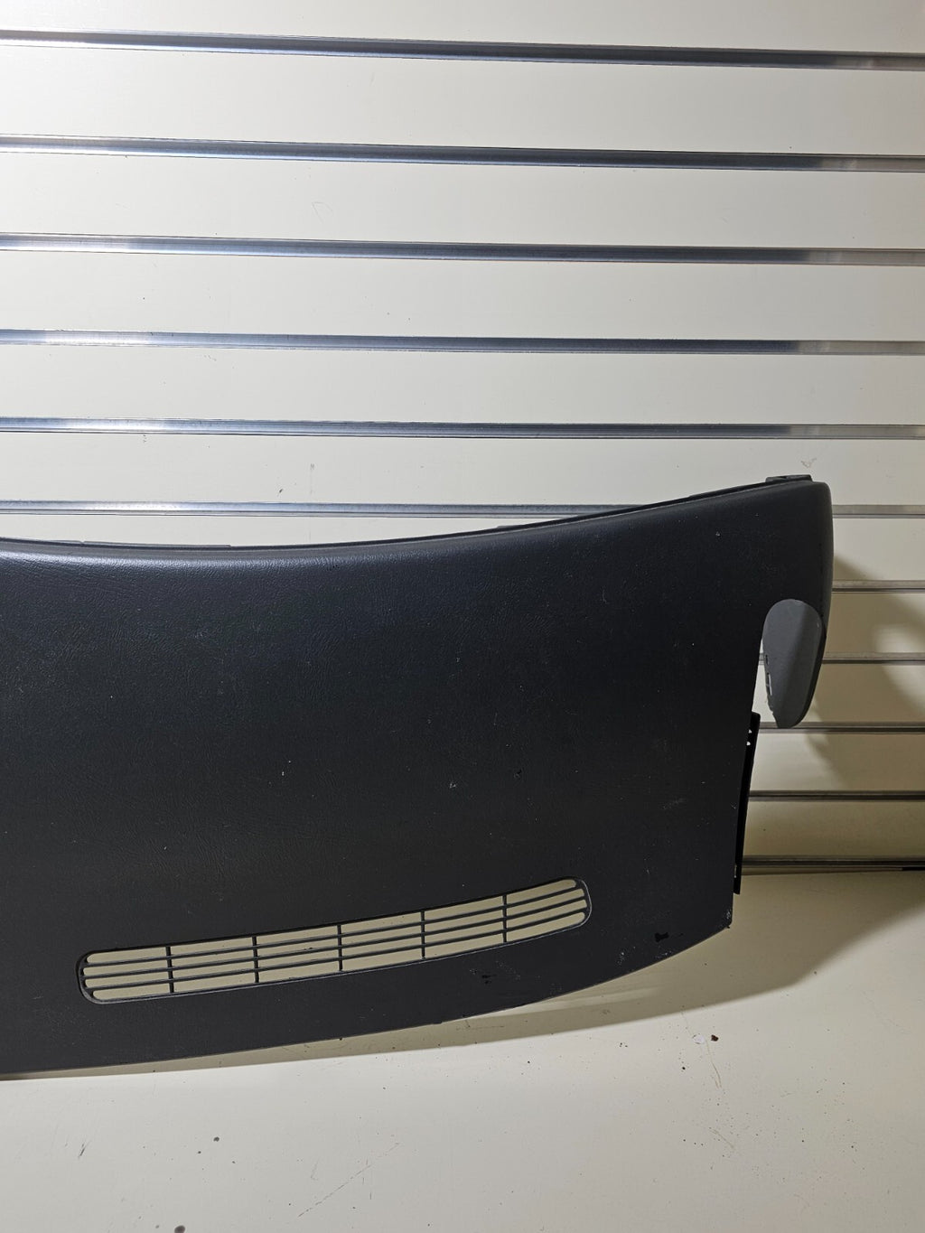 🔥99-06 SILVERADO SIERRA TAHOE Upper Cap Cover Top Dashboard Pad GRAPHITE DP1