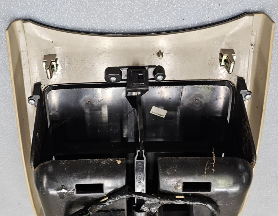 🔥01-02 Cadillac Escalade Lower Center Console Woodgrain Cup Holder Bezel