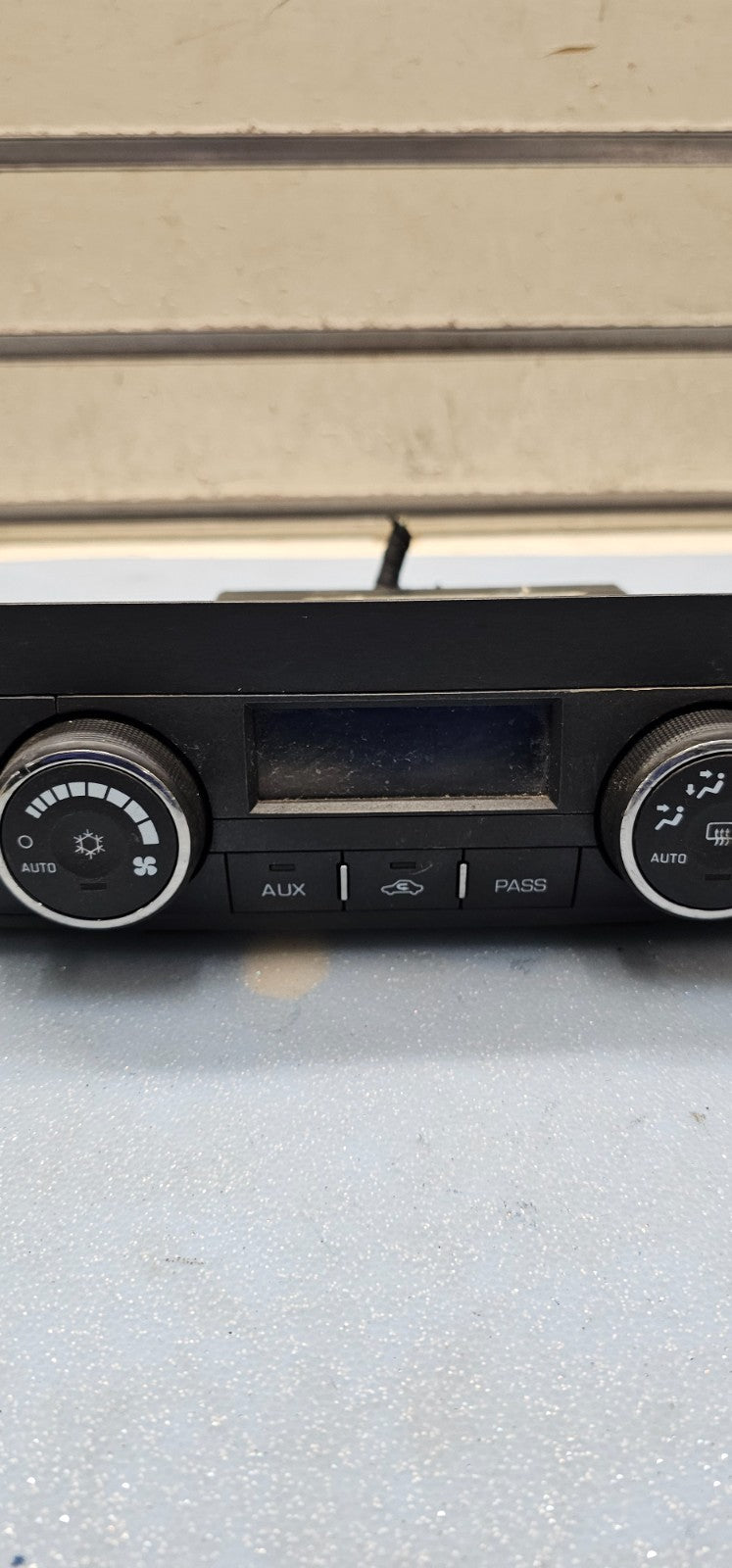 🔥07-11 BUICK LUCERNE DASH TEMPERATURE A/C AC HVAC HEATER CLIMATE CONTROL PANEL