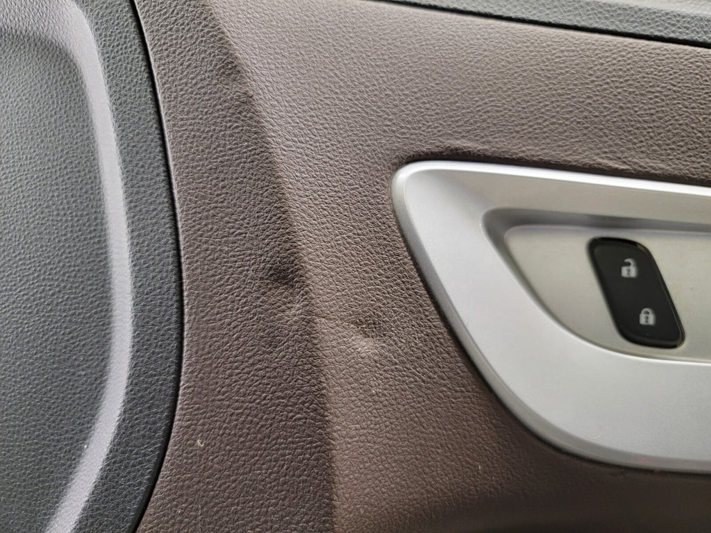 🔥2010 - 2016 CHEVROLET EQUINOX right passenger H FRONT DOOR PANEL BLACK/TAN