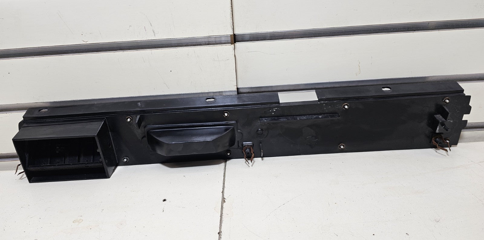 🔥80-83 Mark VI Continental Dash Glove Box Upper Trim Panel Molding Front Wood