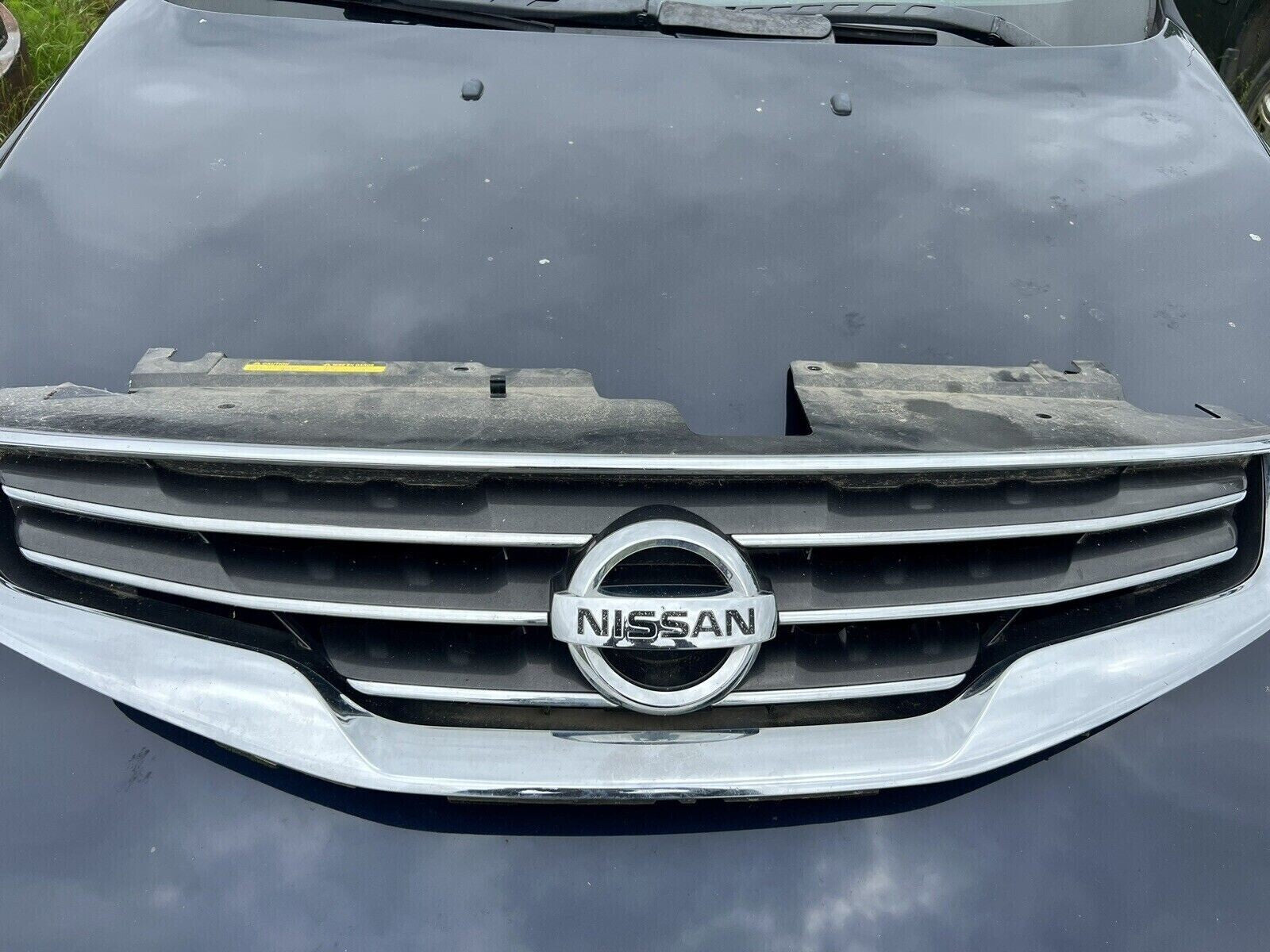 🔥2010 - 2012 Nissan Altima Sedan Front Upper Grill Grille 55G DG1