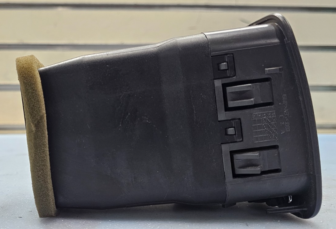 🔥99-06 Silverado Tahoe Dash Right Passenger Air Vent A/C AC HVAC Heater Black