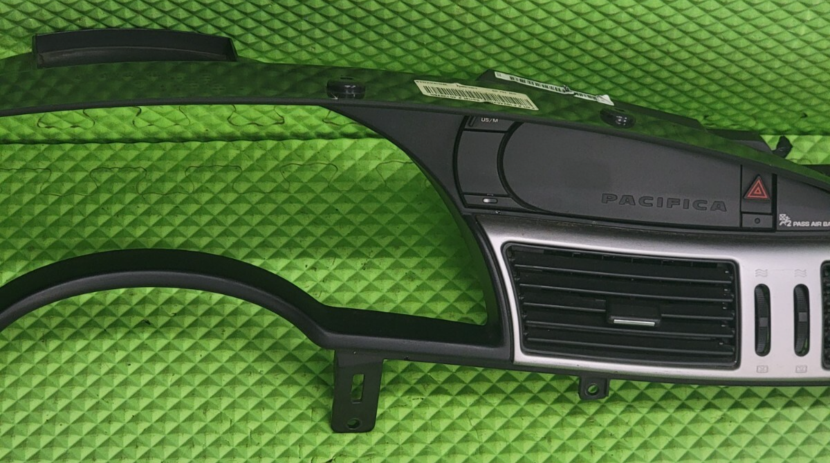 🔥04-07 Chrysler Pacifica Dash Instrument Panel Cluster Speedometer Bezel black