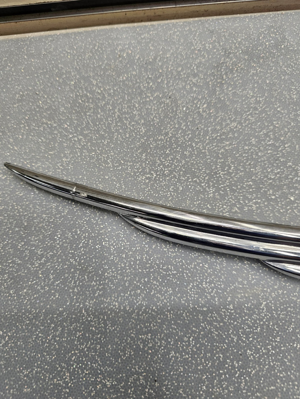 🔥01-05 Chrysler PT Cruiser Front Hood Wing Badge Emblem Symbol SCRIPT NAMEPLATE