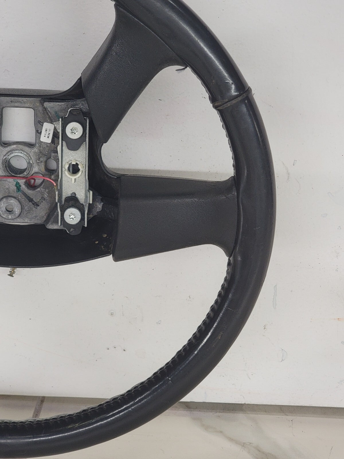 🔥03-06 SILVERADO SIERRA YUKON TAHOE SUBURBAN STEERING WHEEL LEATHER BLACK