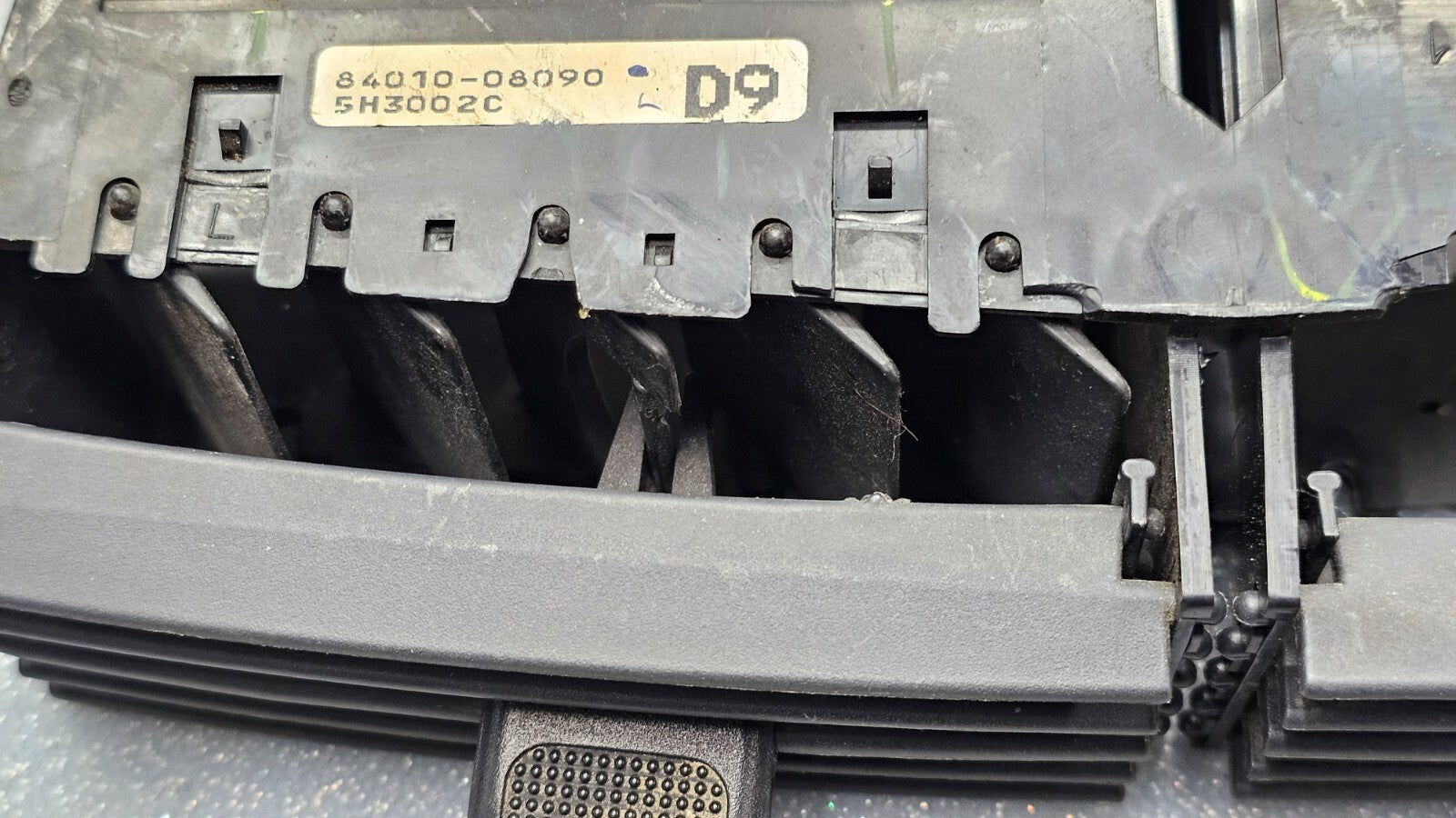 🔥05-07 Toyota Sienna Dash Air Vent Center Middle AC Heater Conditioning black